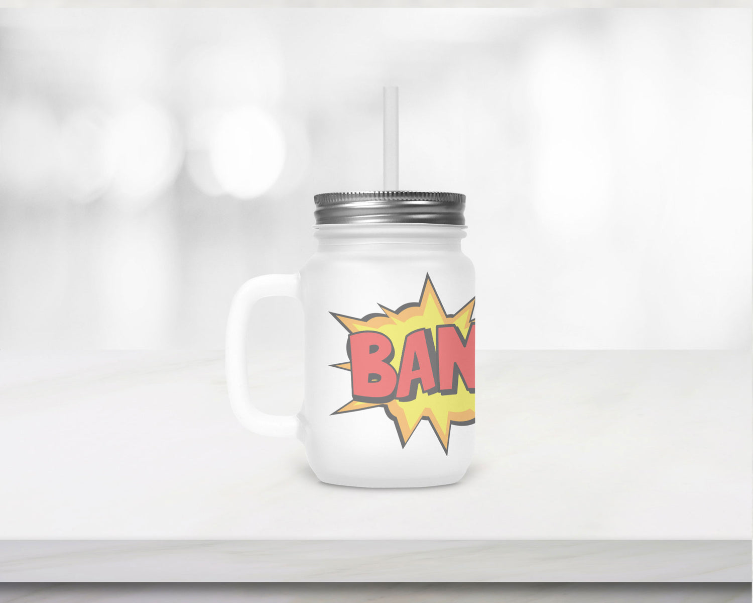 Henkelglas "BANG" mit Deckel und Trinkhalm