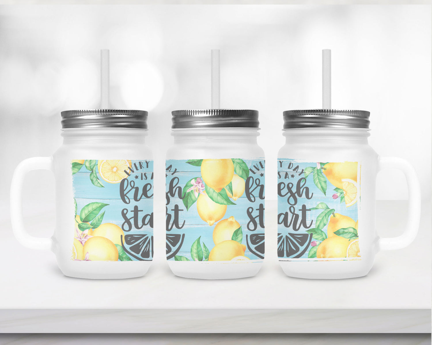 Henkelglas mit Deckel und Trinkhalm Start every Day