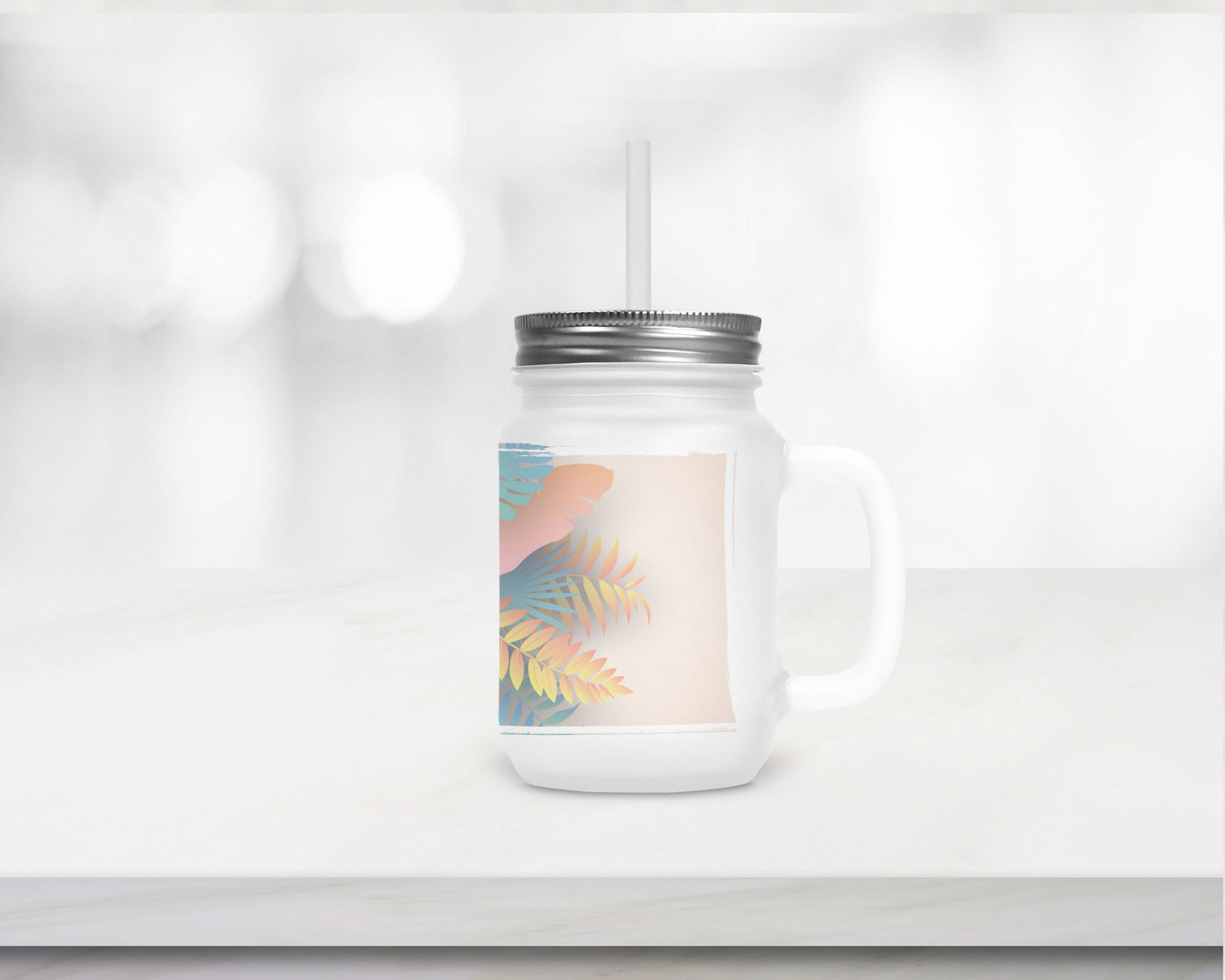 Henkelglas mit Deckel und Trinkhalm Sommerzeit