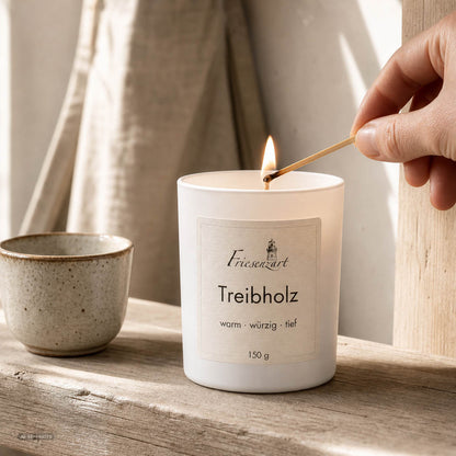 Duftkerze Treibholz warm · würzig · tief