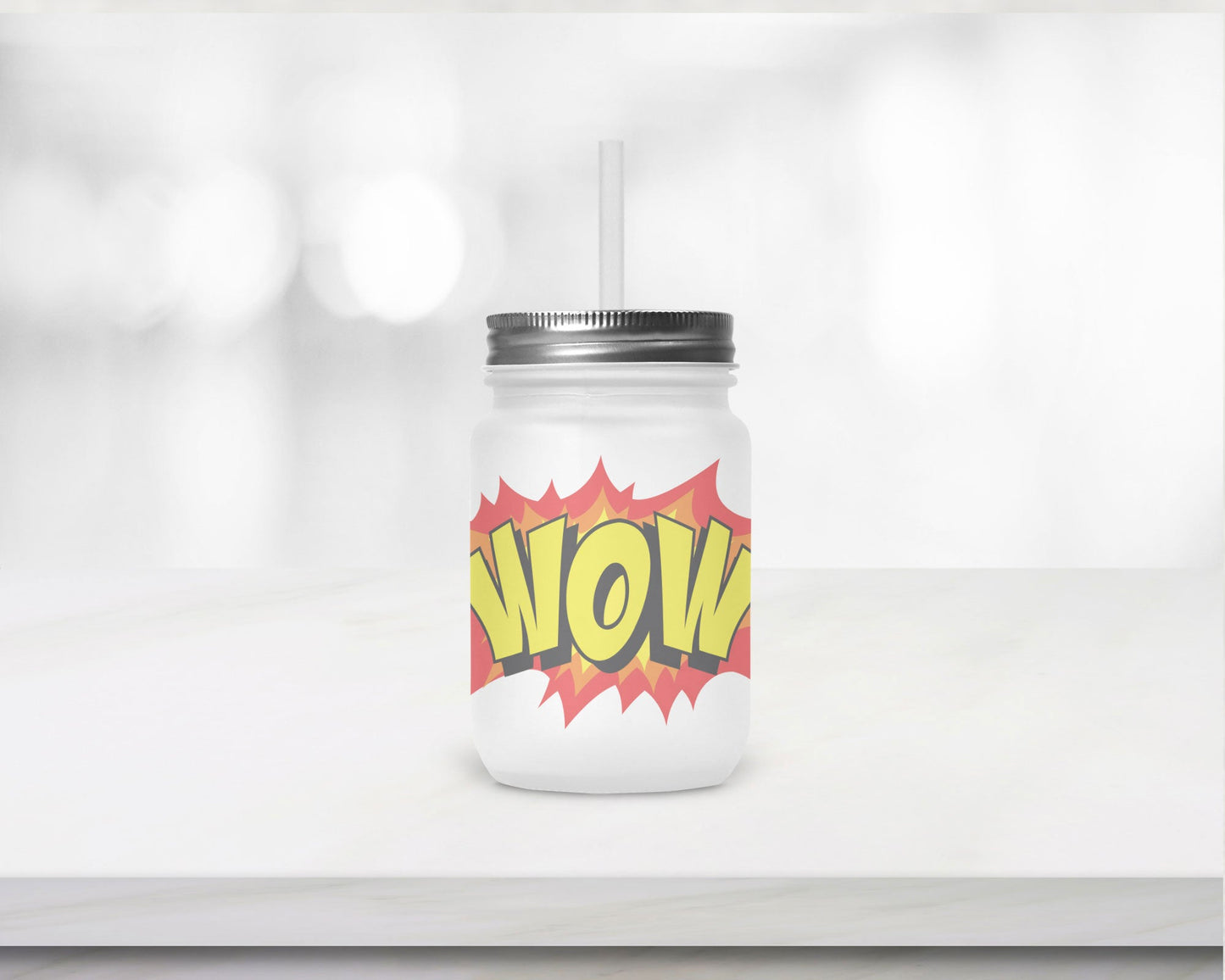 Henkelglas "WOW" mit Deckel und Trinkhalm