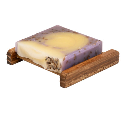 Seifengitter aus dunklem Holz – natürlich &amp; funktional