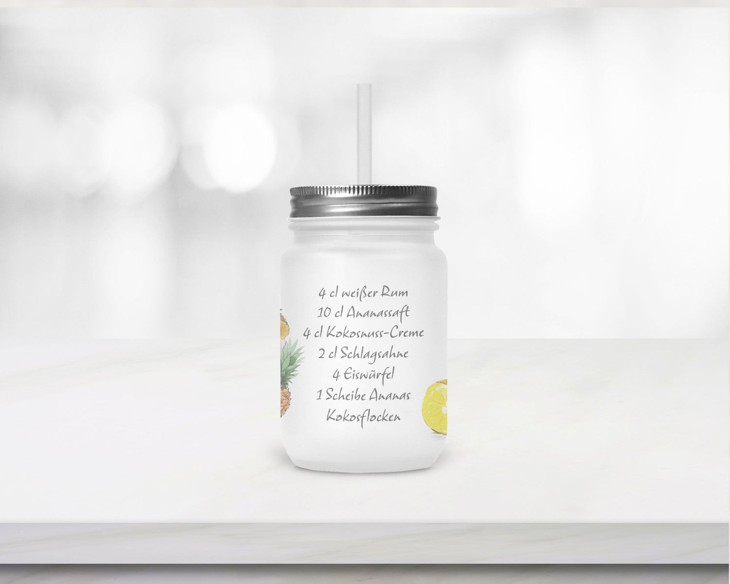 Henkelglas mit Deckel, Trinkhalm und Pina Colada - Rezept - Zwergenstick